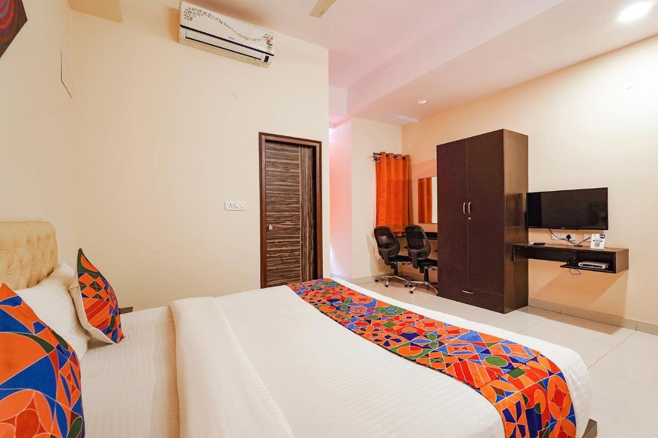 העיר בנגלור Fabhotel Leela Park מראה חיצוני תמונה