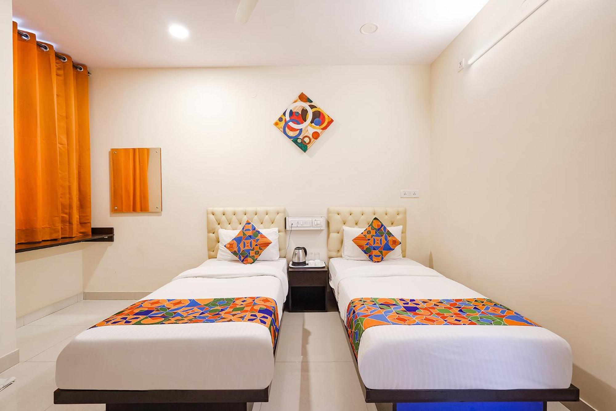 העיר בנגלור Fabhotel Leela Park מראה חיצוני תמונה