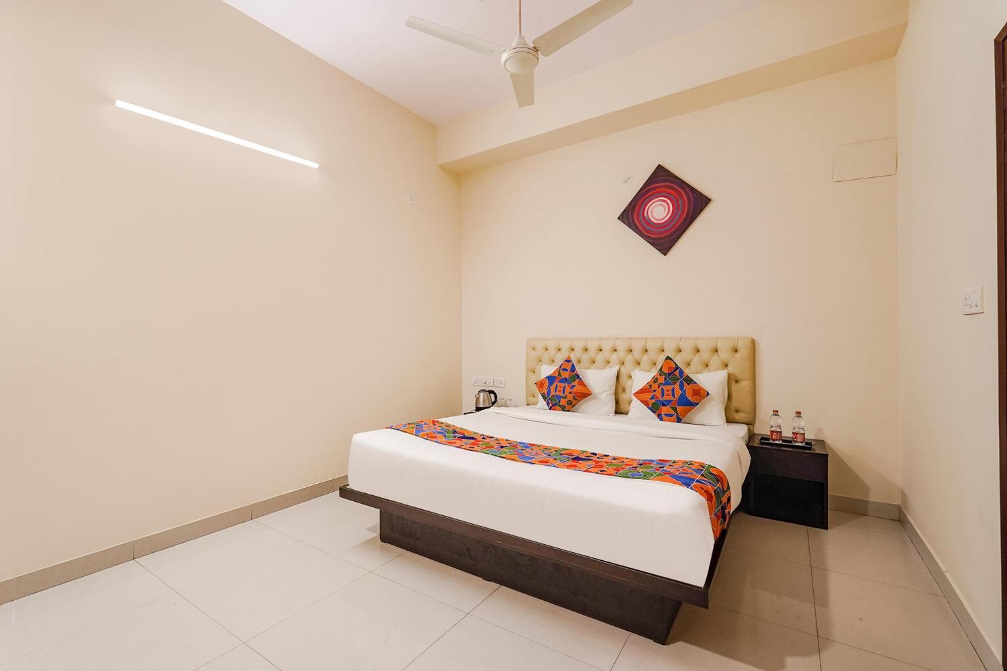 העיר בנגלור Fabhotel Leela Park מראה חיצוני תמונה