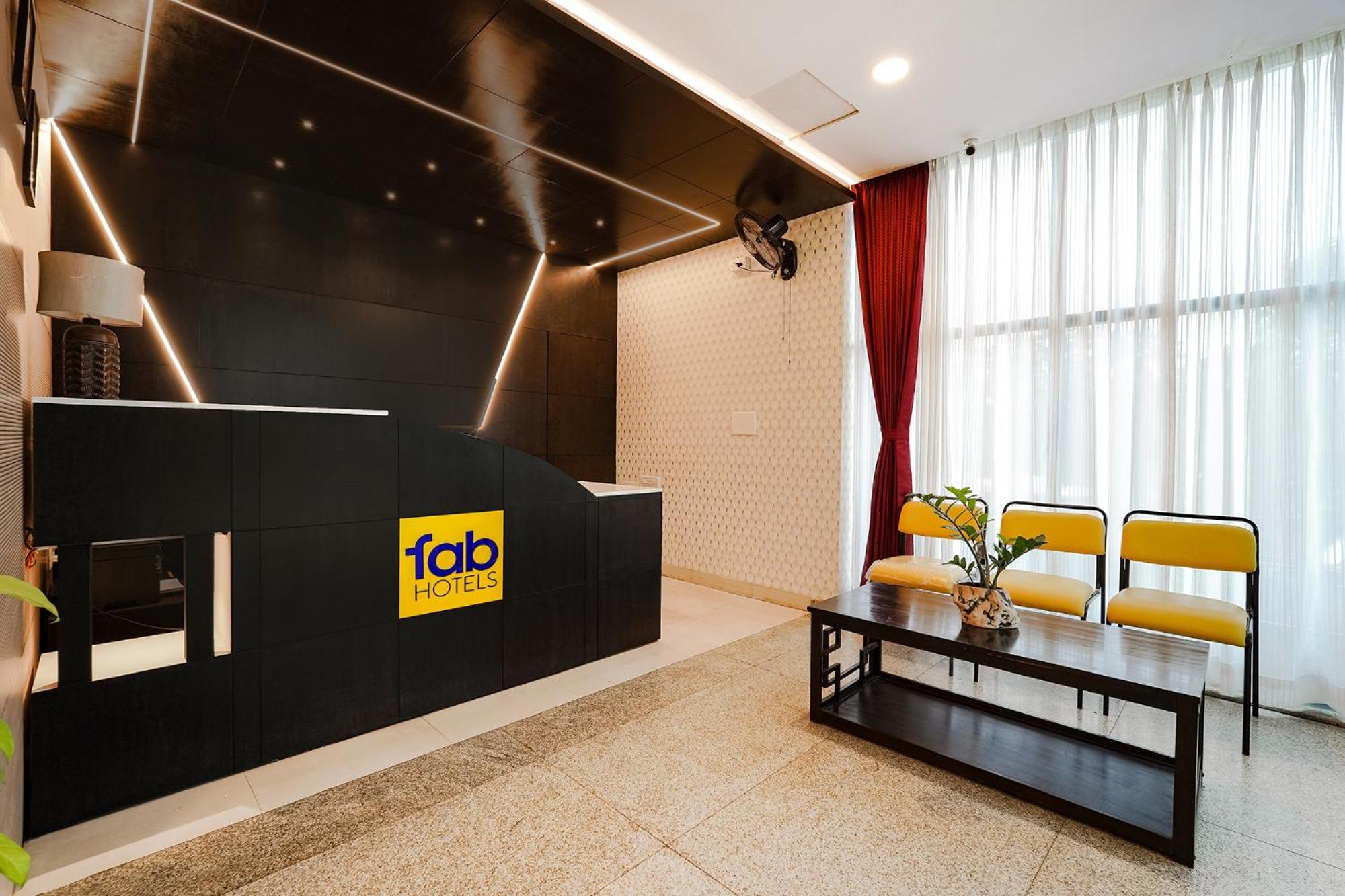 העיר בנגלור Fabhotel Leela Park מראה חיצוני תמונה
