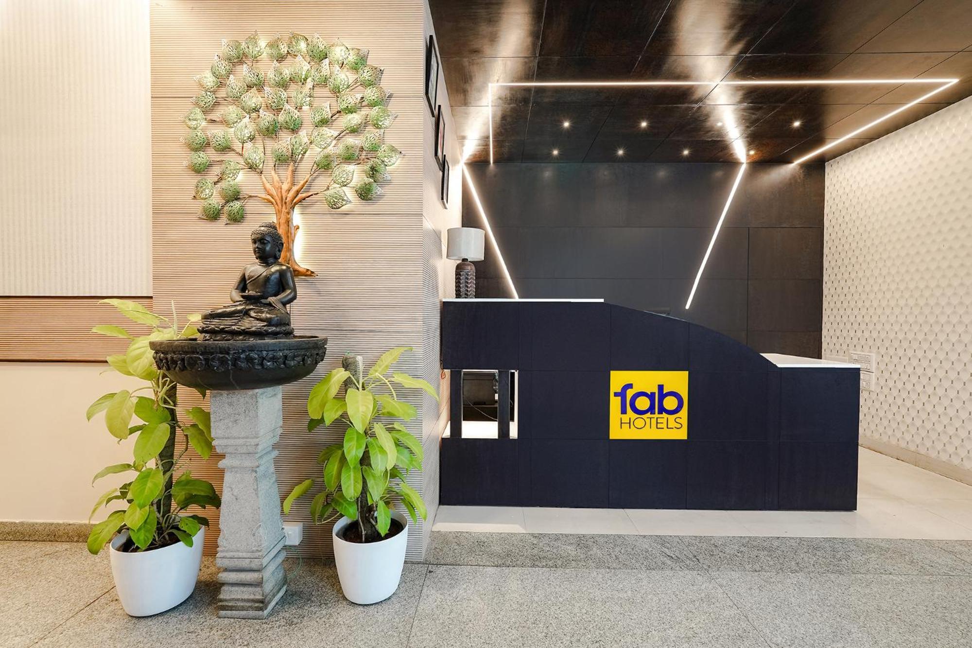 העיר בנגלור Fabhotel Leela Park מראה חיצוני תמונה