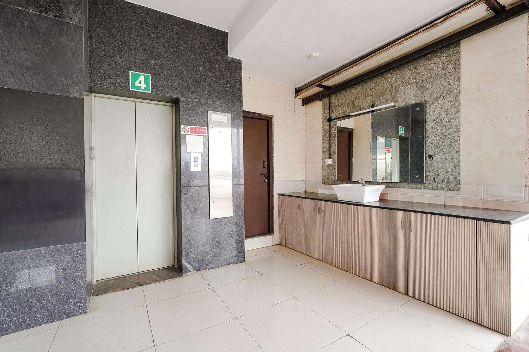 העיר בנגלור Fabhotel Leela Park מראה חיצוני תמונה