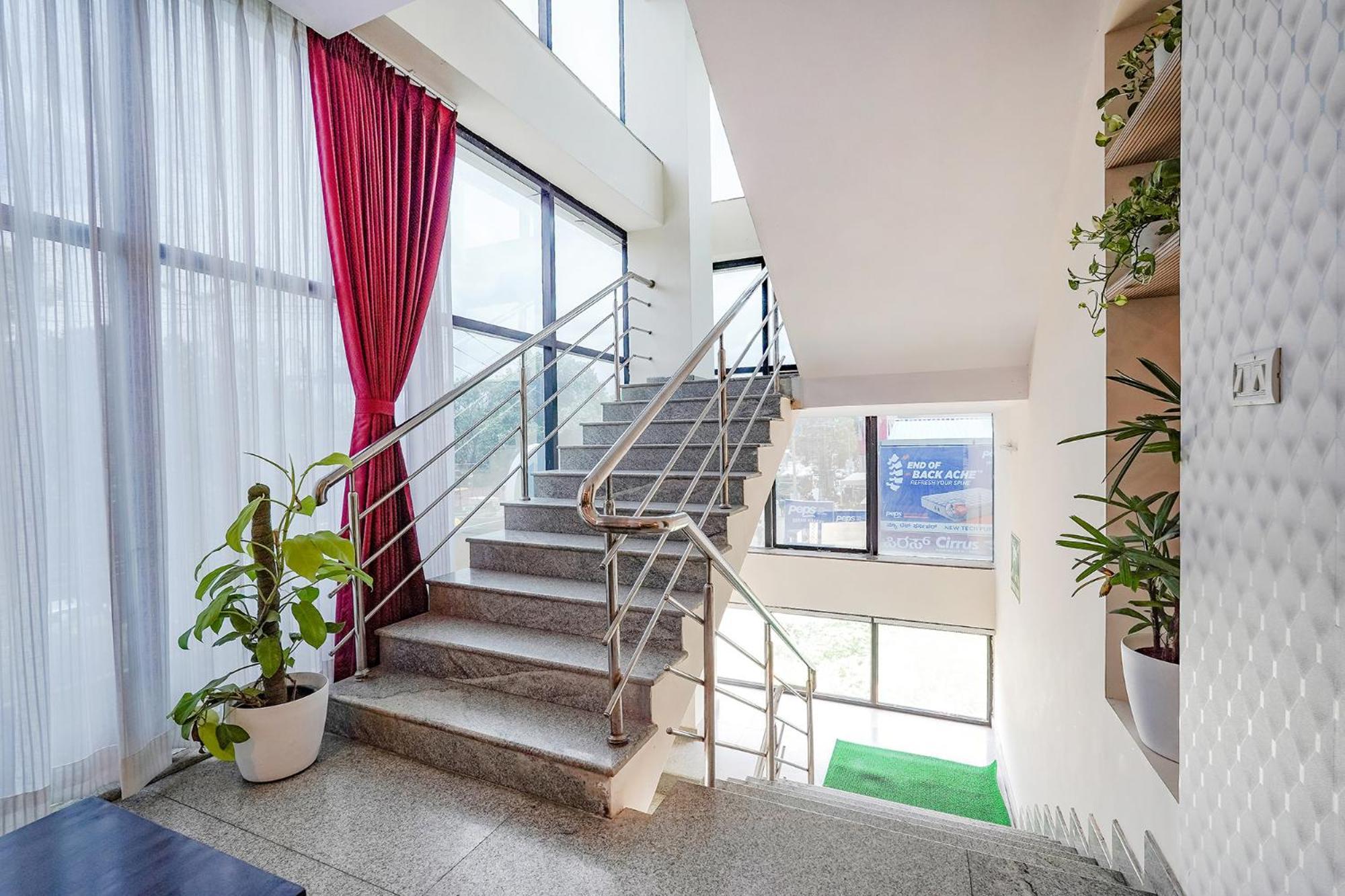 העיר בנגלור Fabhotel Leela Park מראה חיצוני תמונה